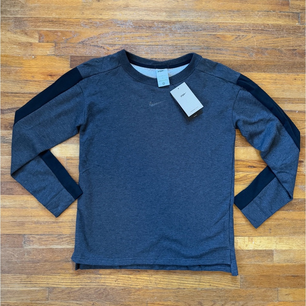 Nike Yoga Boys Loose Fit Fleece Training Top Size Large NWT